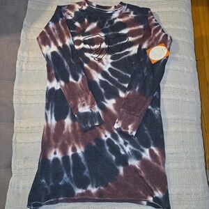 ivory ella Long-Sleeve Tie-Dye Dress - Maroon & Black